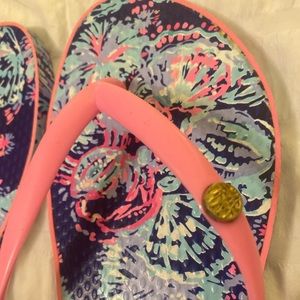 Lilly Pulitzer pool flip flops